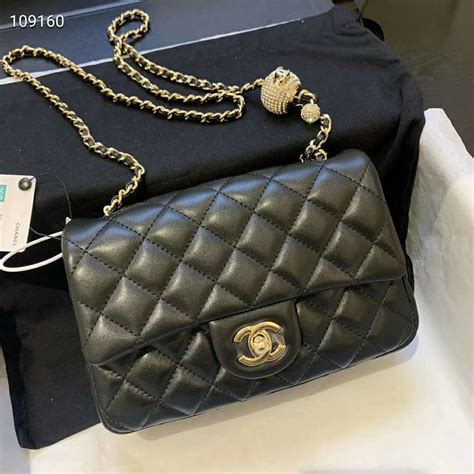 chanel black flap bag gold